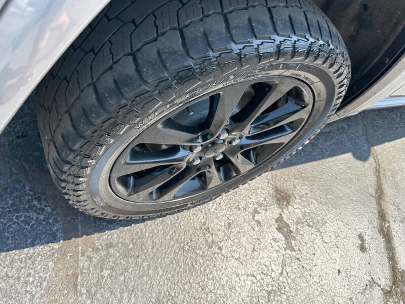 2019 Jeep Grand Cherokee Laredo