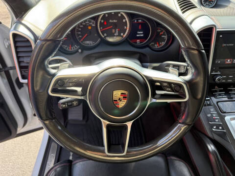 2017 Porsche Cayenne Turbo