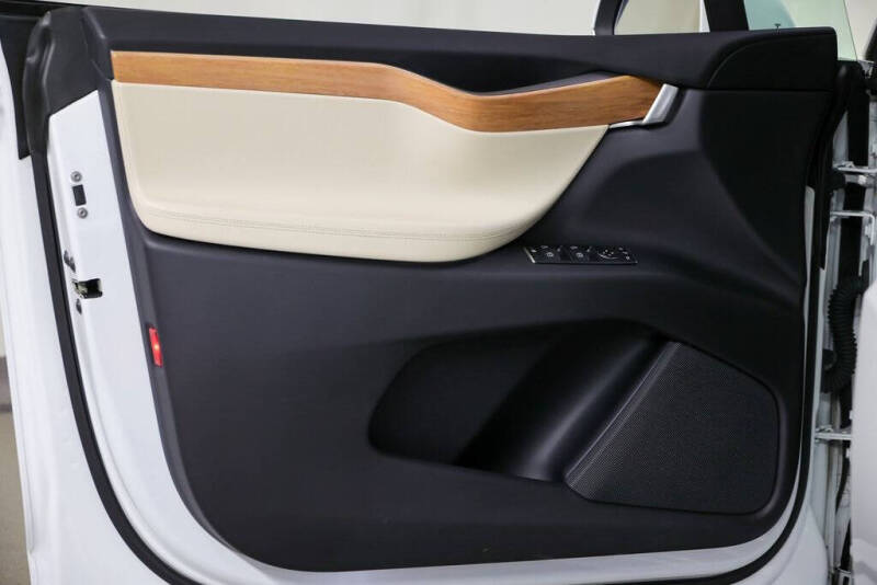 2021 Tesla Model X Performance