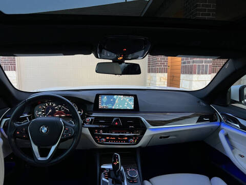 2018 BMW 5 Series 530i