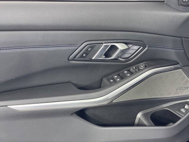 2026 BMW 3 Series 330i