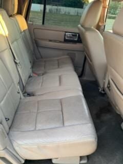 2010 Lincoln Navigator SUV / Crossover - $5,950