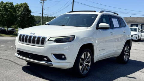 2019 Jeep Cherokee Overland