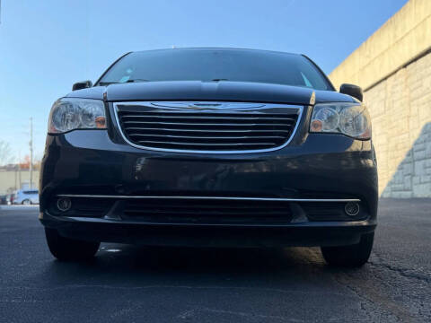 2014 Chrysler Town and Country Touring