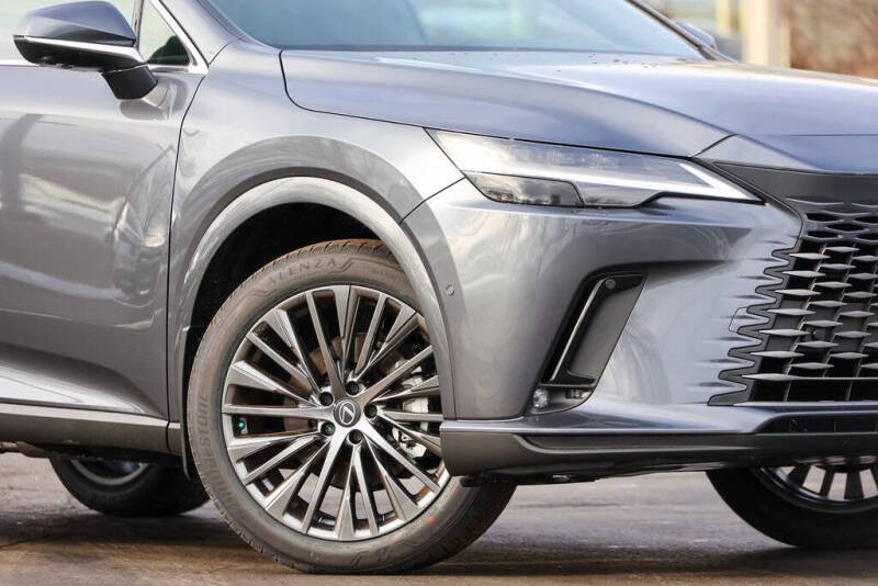 2026 Lexus RX 450h+ Luxury