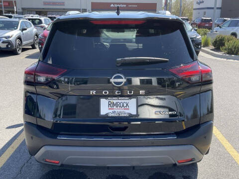 2022 Nissan Rogue SV