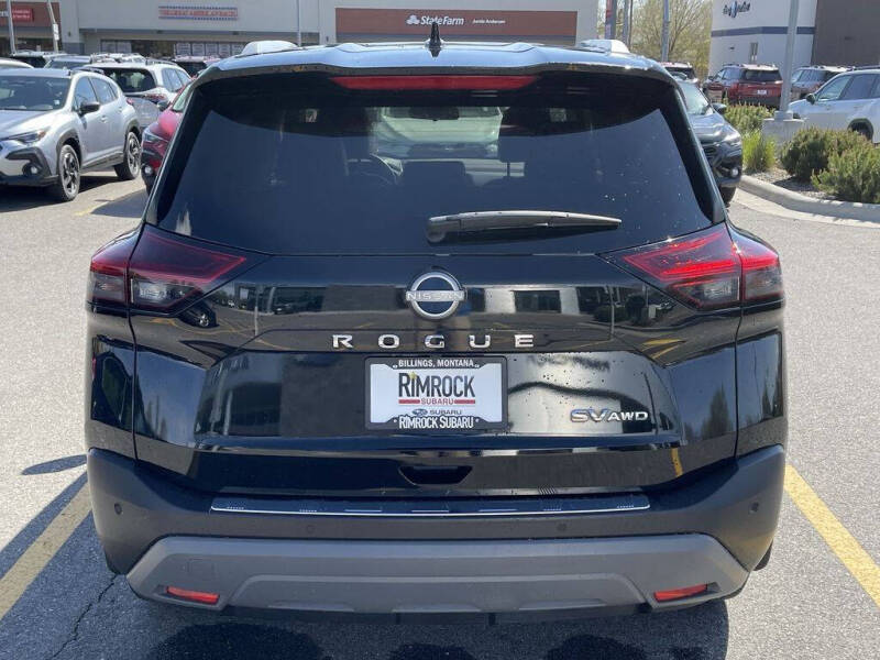 2022 Nissan Rogue SV