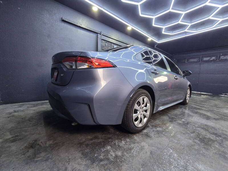 2022 Toyota Corolla LE