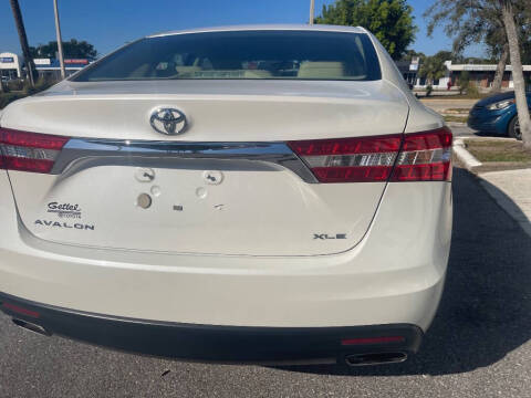 2013 Toyota Avalon XLE
