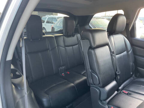 2015 Nissan Pathfinder Platinum