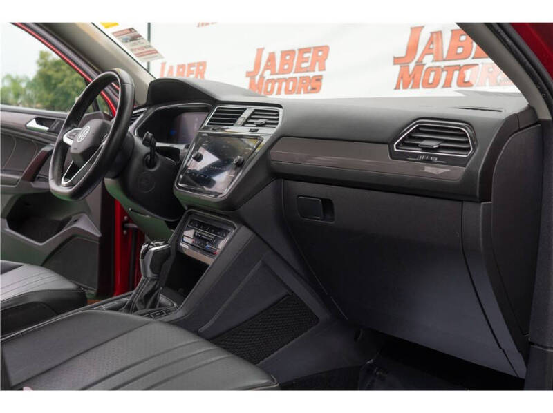 2022 Volkswagen Tiguan SE