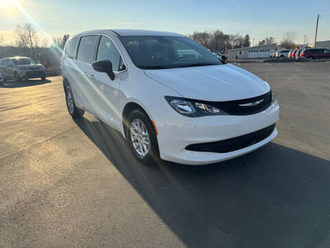2025 Chrysler Voyager LX