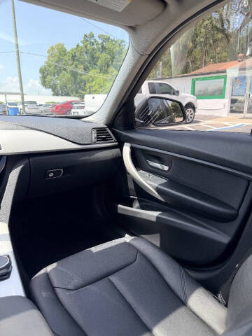 2018 BMW 3 Series 320i xDrive