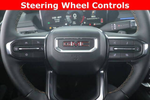 2025 GMC Acadia AT4