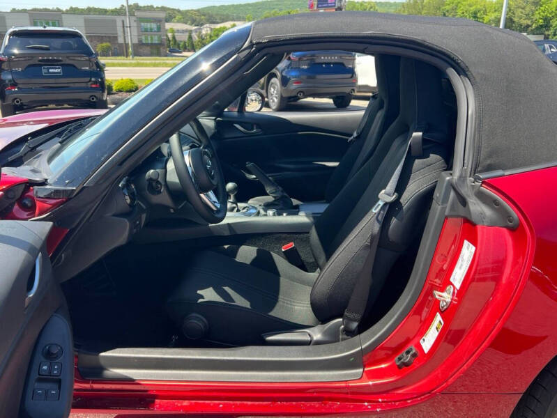 2026 Mazda MX-5 Miata Sport