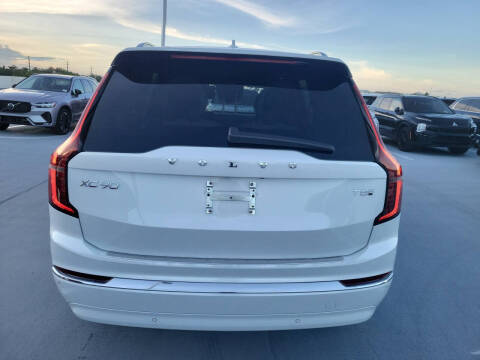 2026 Volvo XC90 T8 Core