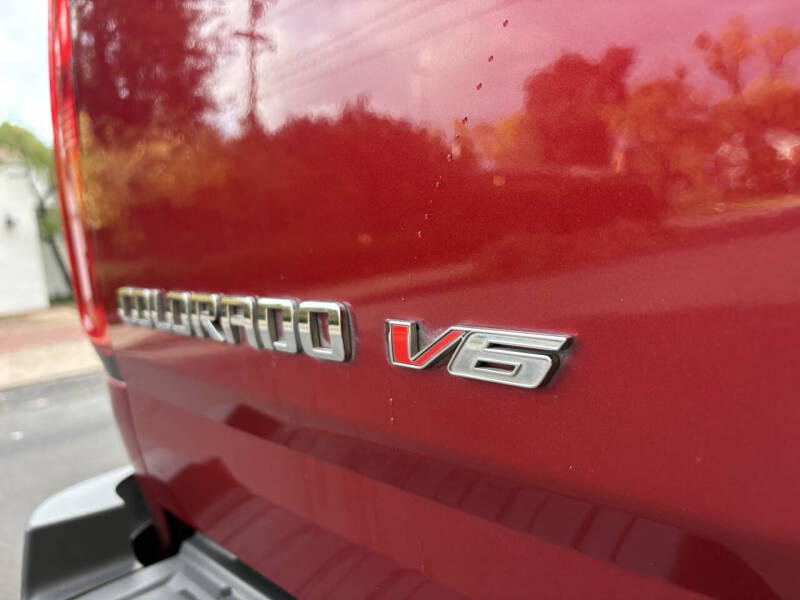 2017 Chevrolet Colorado LT