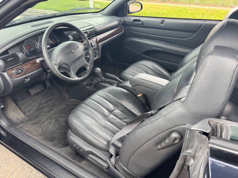 2004 Chrysler Sebring LXi