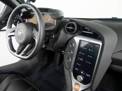 2025 McLaren 750S Spider