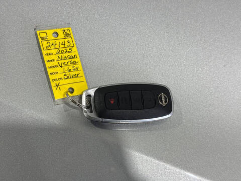 2025 Nissan Versa SV