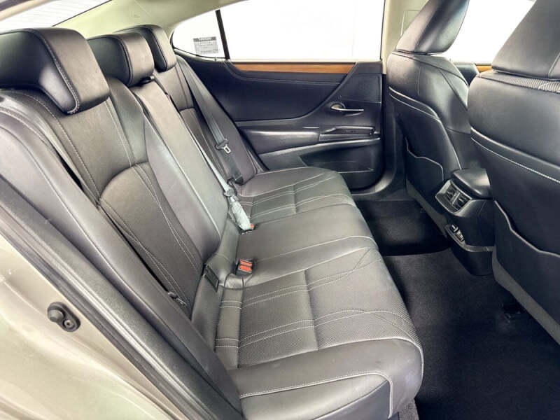 2020 Lexus ES 350 Luxury