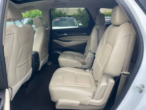 2020 Buick Enclave Essence