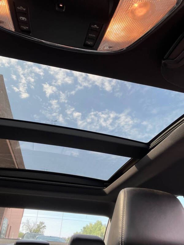 2012 Chrysler 300 S V6