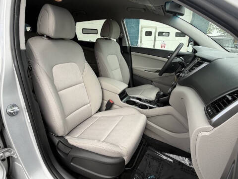 2017 Hyundai Tucson SE