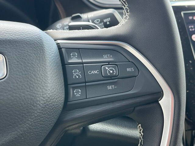2026 Jeep Grand Cherokee L Laredo
