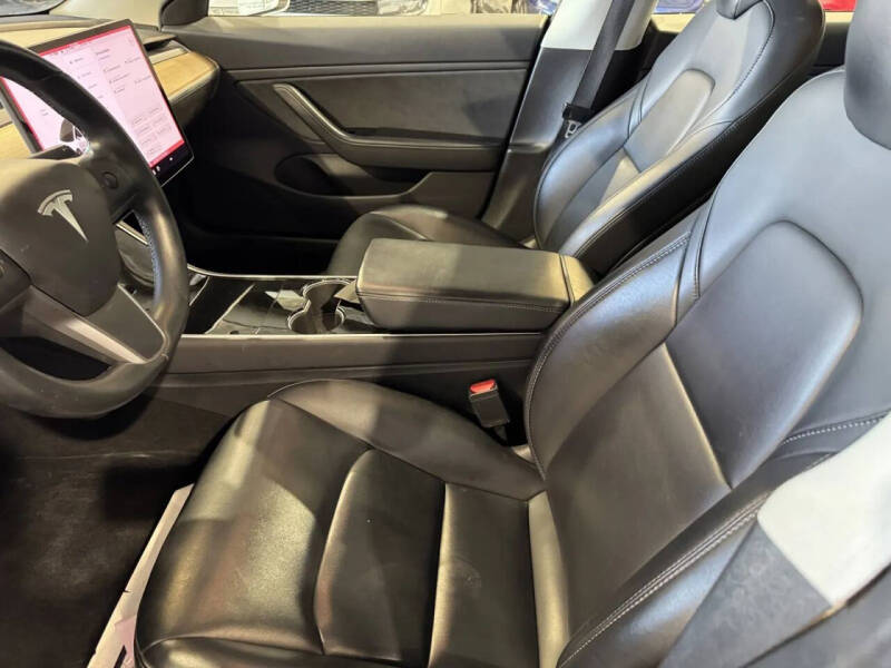 2019 Tesla Model 3 Standard Range Plus