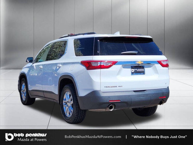 2021 Chevrolet Traverse LT Cloth