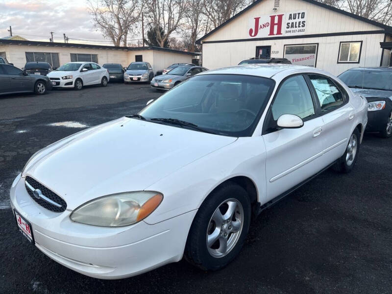 2003 Ford Taurus SE