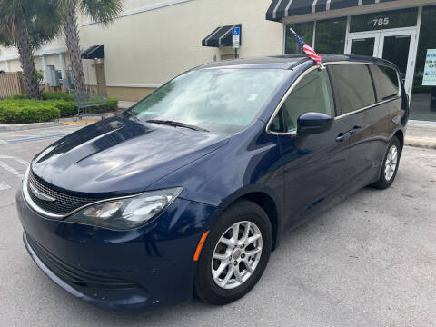 2017 Chrysler Pacifica for sale at Eden Cars Inc in Hollywood FL