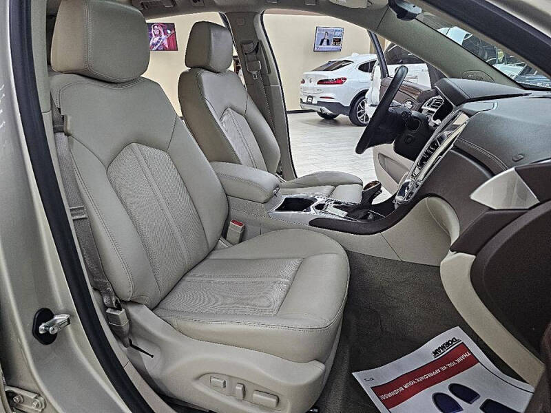 2015 Cadillac SRX Luxury Collection