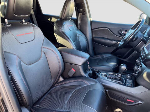 2019 Jeep Cherokee Trailhawk