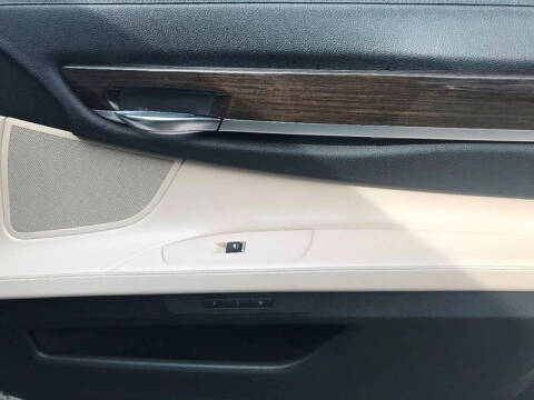 2011 BMW 7 Series 750Li xDrive