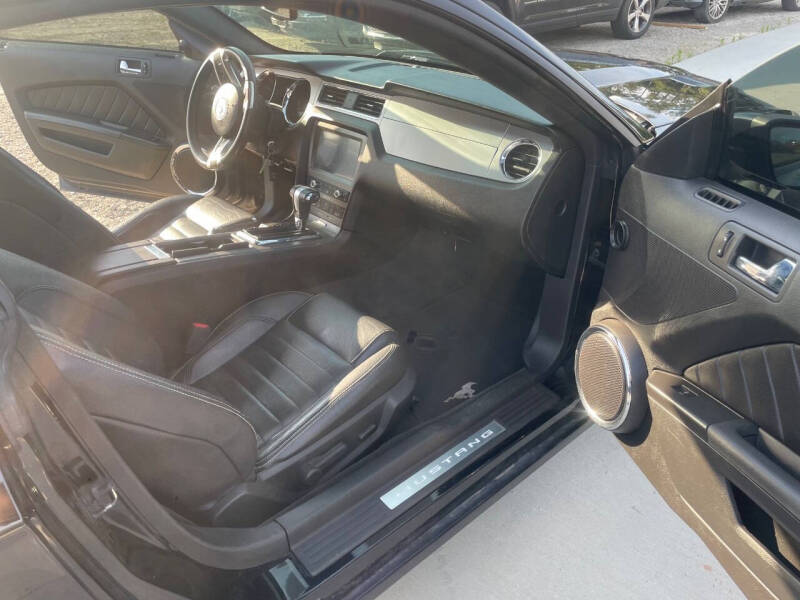 2012 Ford Mustang V6 Premium