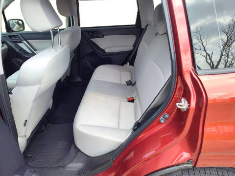 2015 Subaru Forester 2.5i