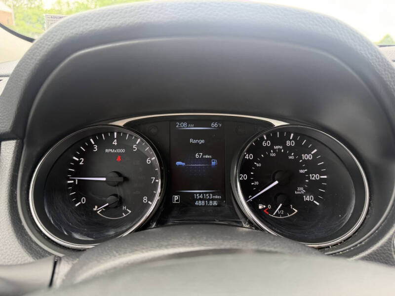 2016 Nissan Rogue SV