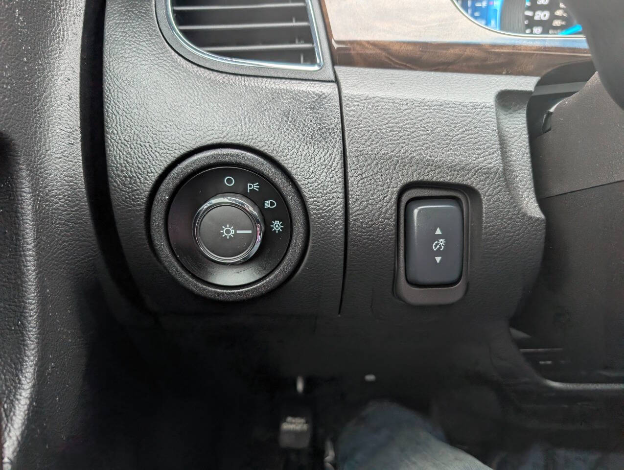 used 2016 Ford Taurus car, priced at $15,999