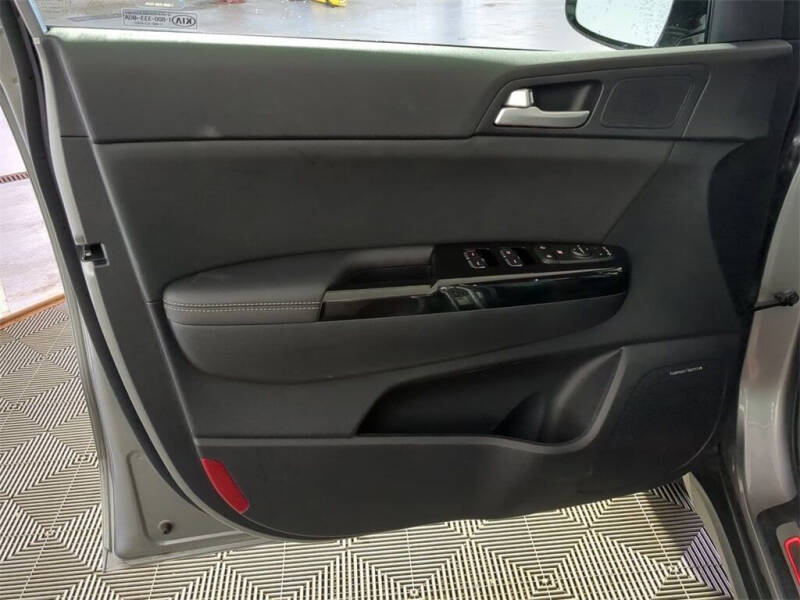 2021 Kia Sportage EX