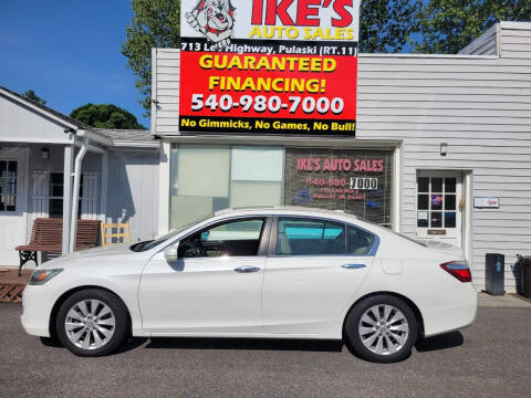 2013 Honda Accord for sale at IKE'S AUTO SALES in Pulaski VA