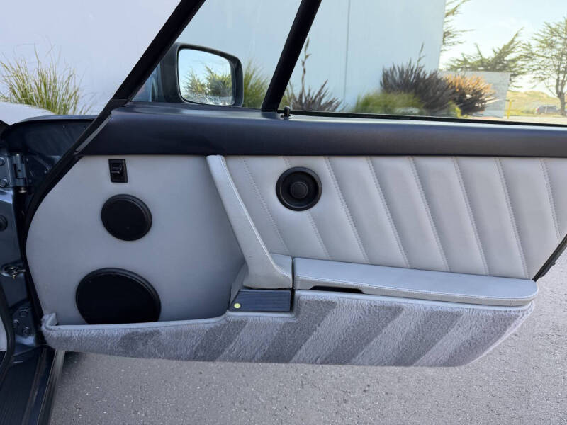 1988 Porsche 911 Carrera