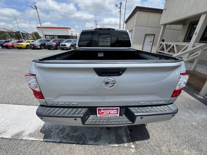 2018 Nissan Titan SV