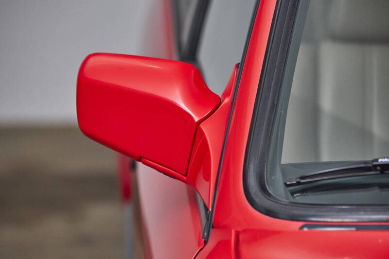 1991 BMW 3 Series 318is