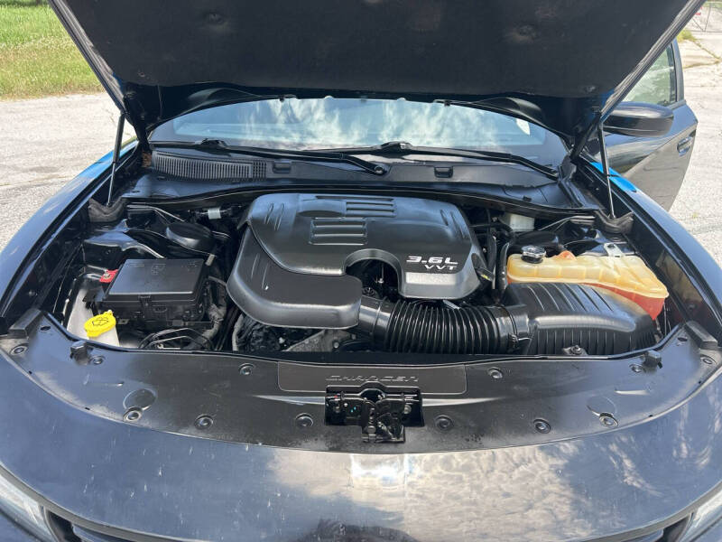 2017 Dodge Charger SXT