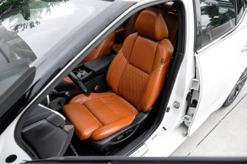 2020 Nissan Maxima Platinum