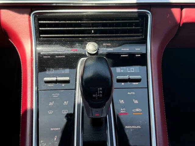 2017 Porsche Panamera 4S