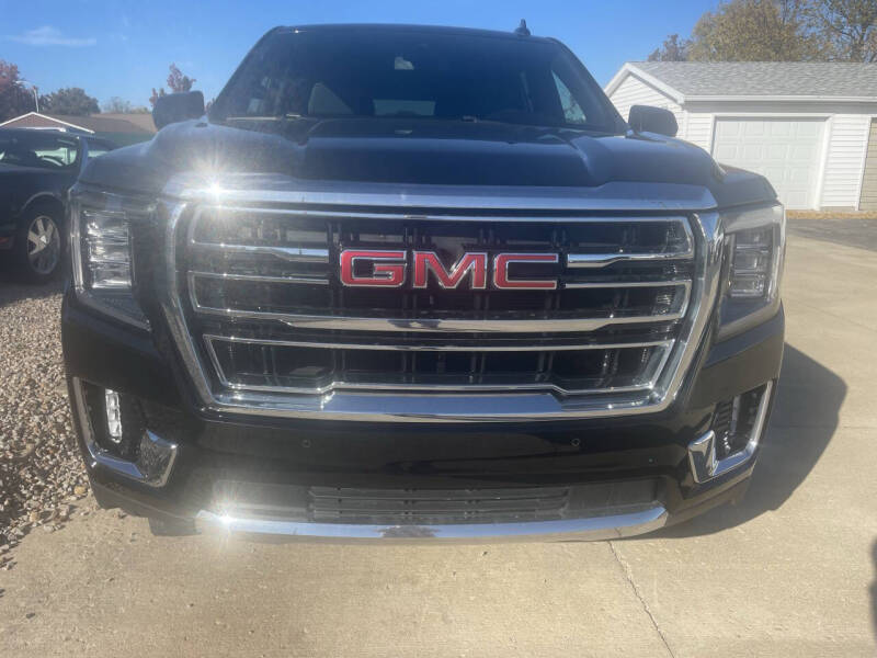 2023 GMC Yukon SLT