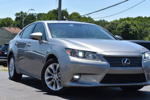 2015 Lexus ES 300h